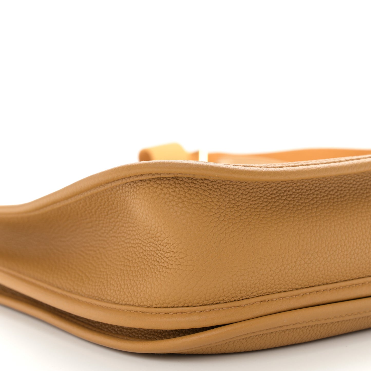Taurillon Maurice Evelyne III PM Sesame