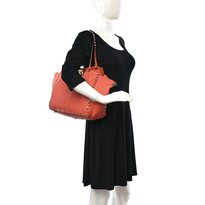 Valentino Garavani Pebbled Calfskin Medium Rockstud Tote Coral 2 of 8