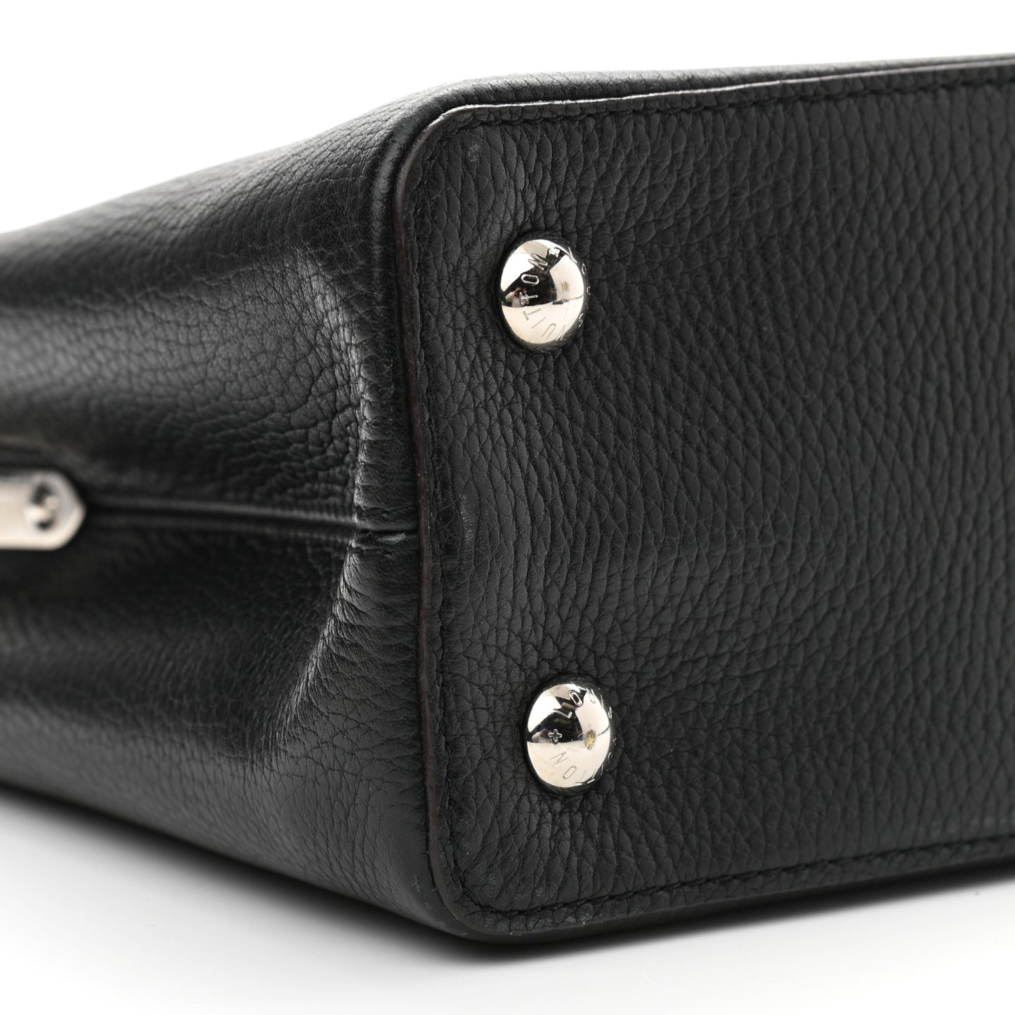 Taurillon Capucines PM Black