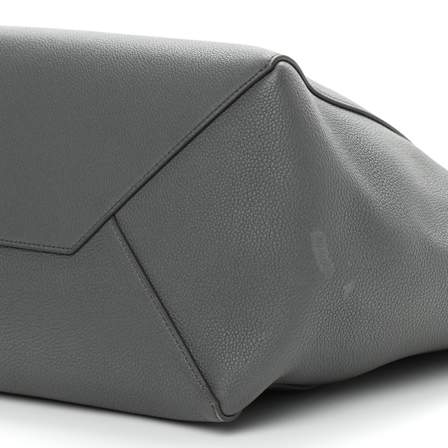 Soft Grained Calfskin Belt Cabas Phantom Medium Grey