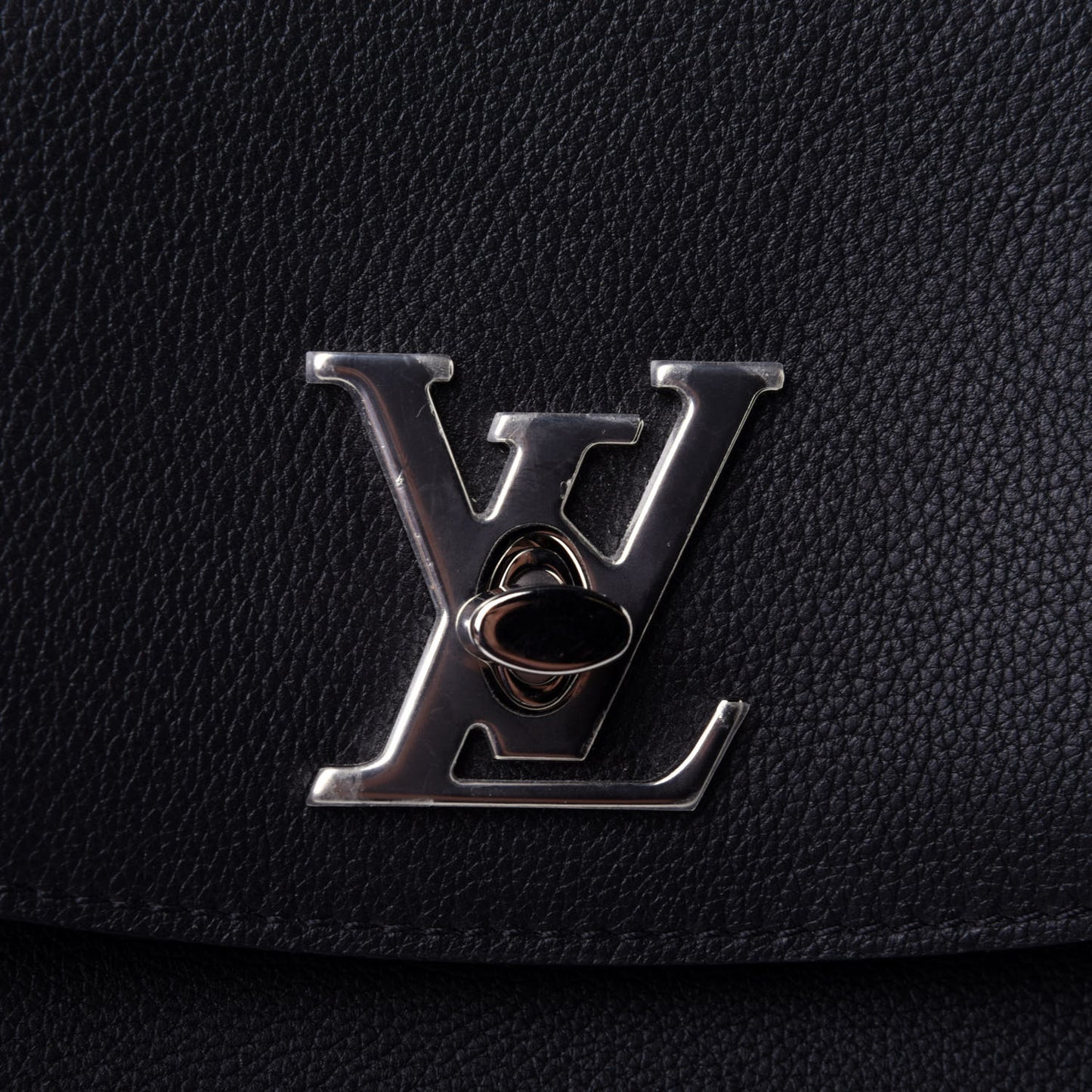 Calfskin Lockme Ever BB Black