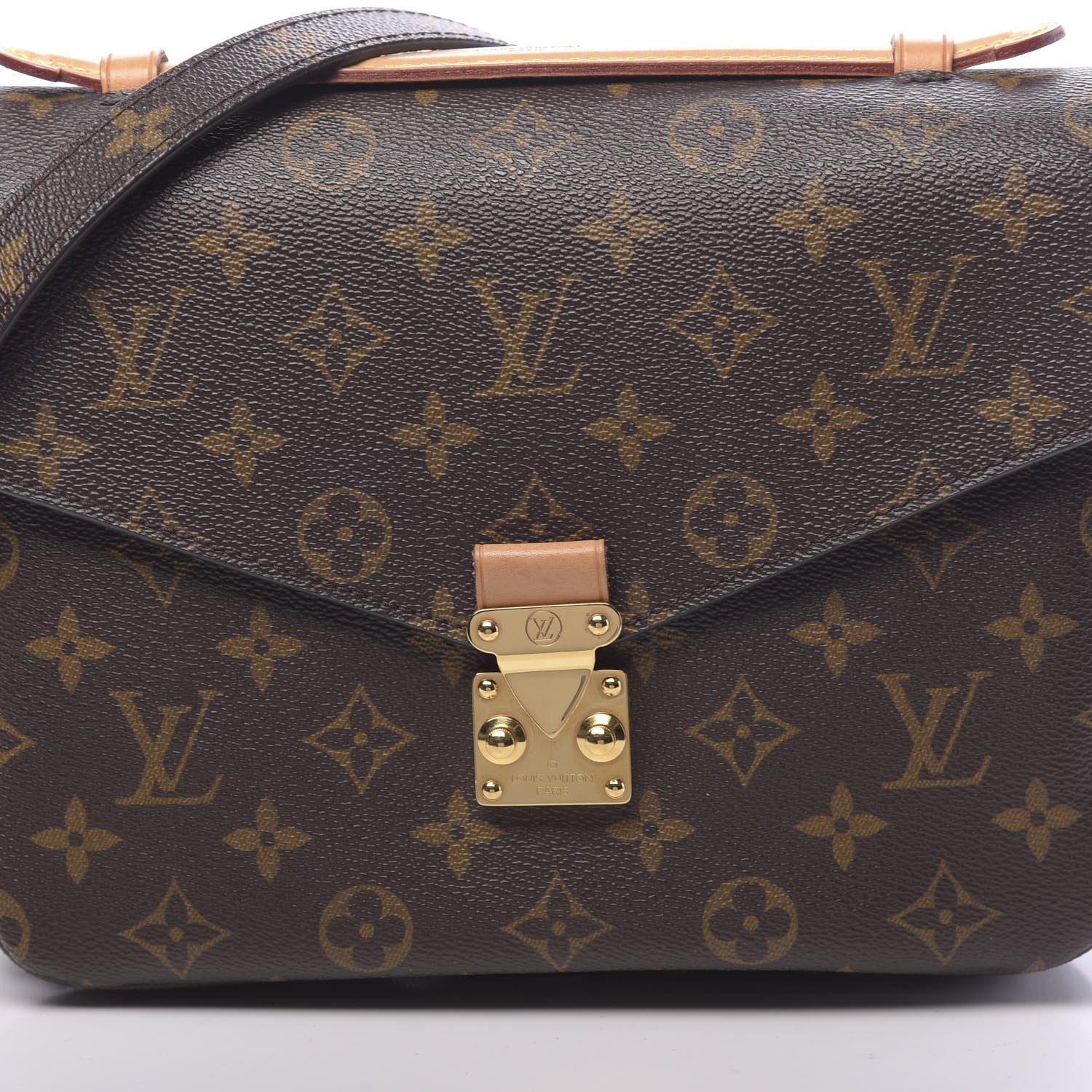 Louis Vuitton Monogram Pochette Metis 9 of 9