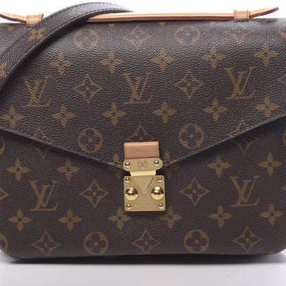 Louis Vuitton Monogram Pochette Metis 9 of 9