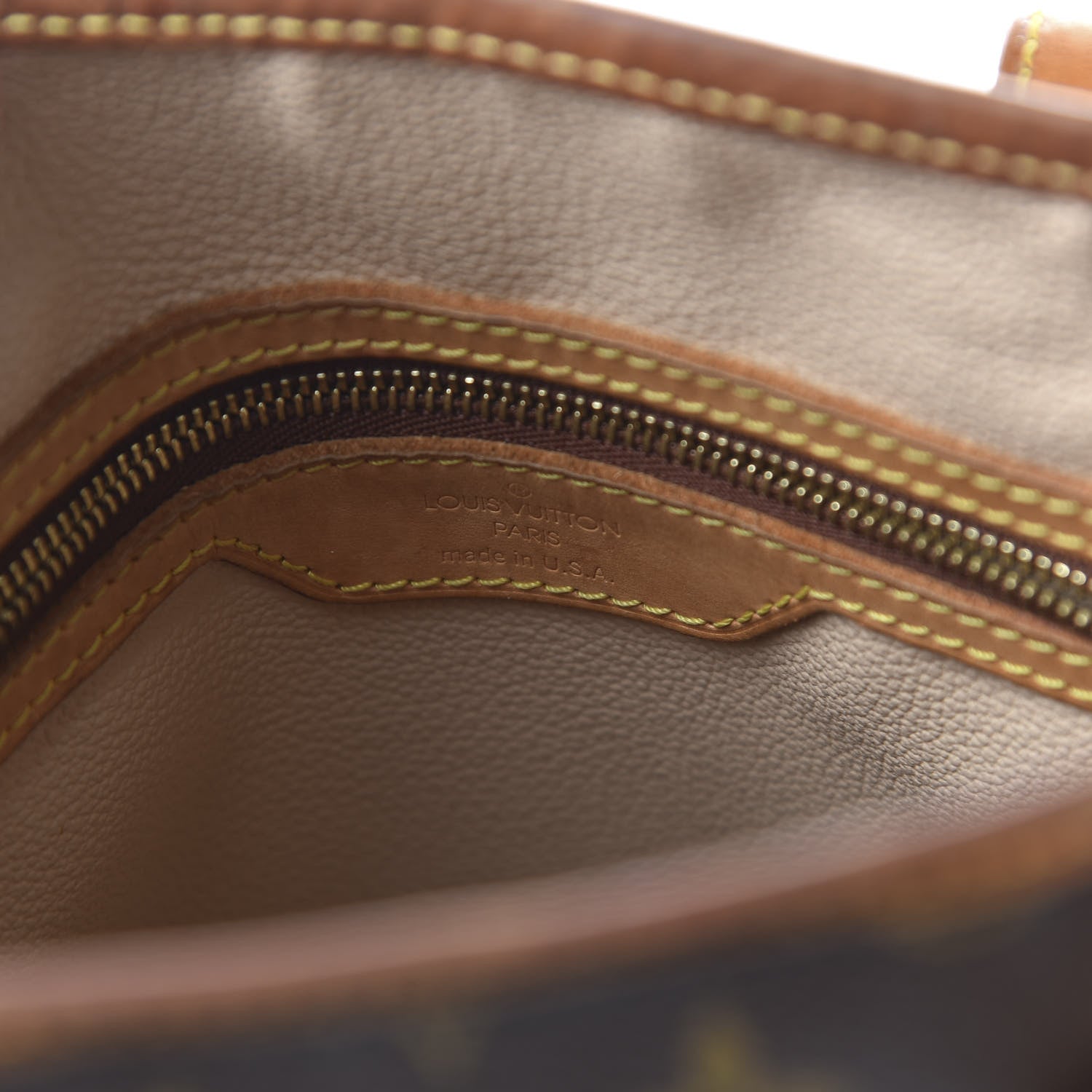 Louis Vuitton Monogram Petit Bucket 23 8 of 9