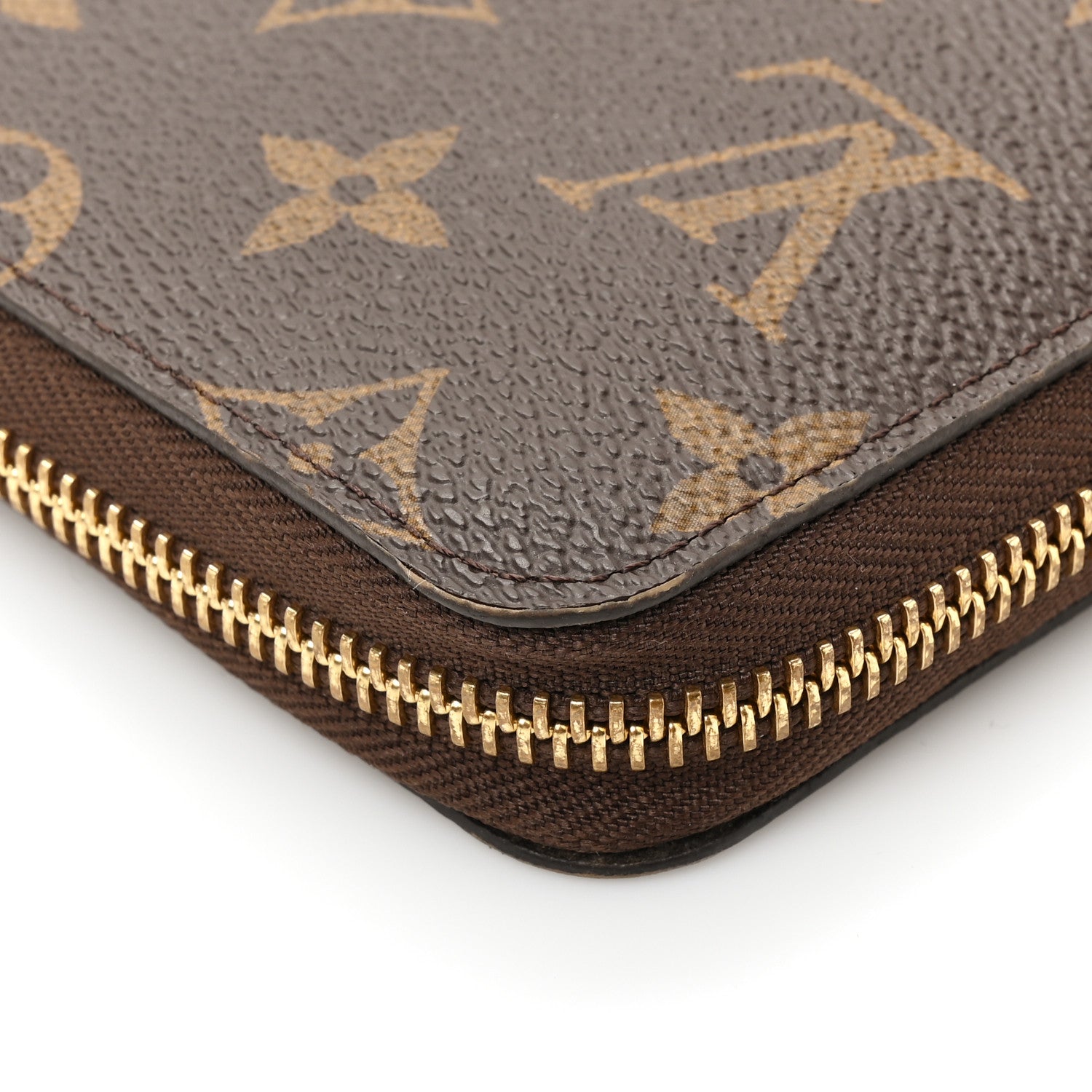 Louis Vuitton Monogram Zippy Organizer Wallet 14 of 18