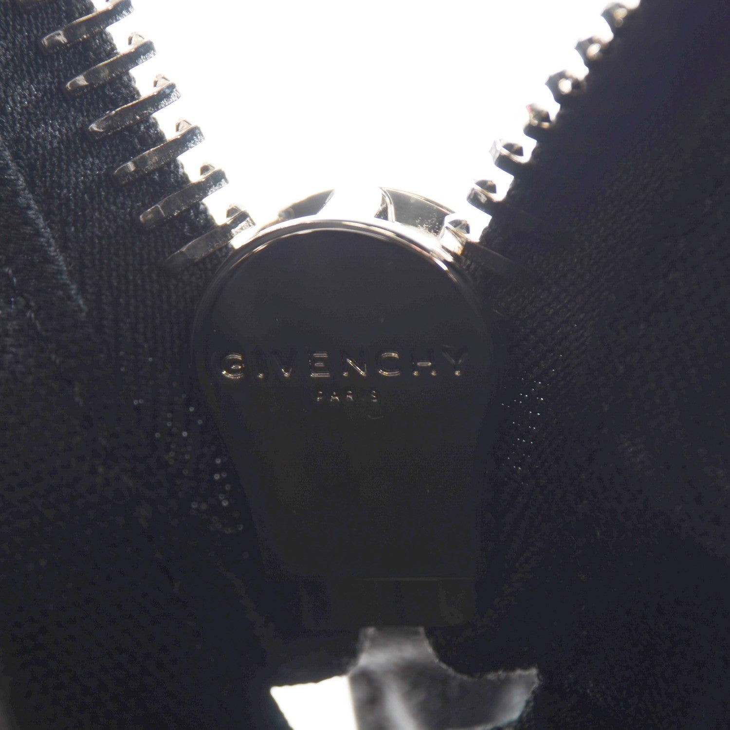 Givenchy Sugar Goatskin Medium Antigona Black 2 of 10