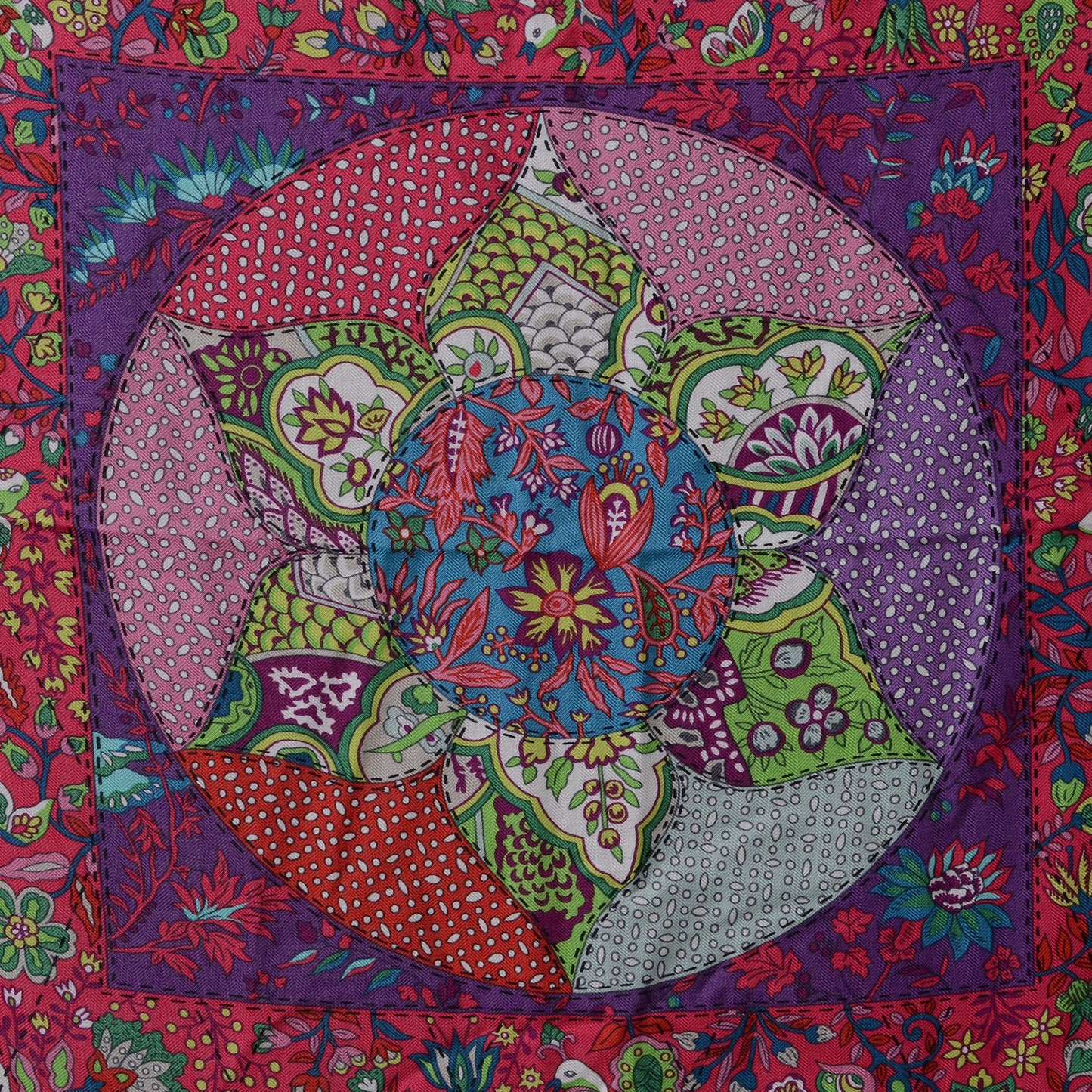Cashmere Silk Pique Fleuri de Provence GM 140 Shawl