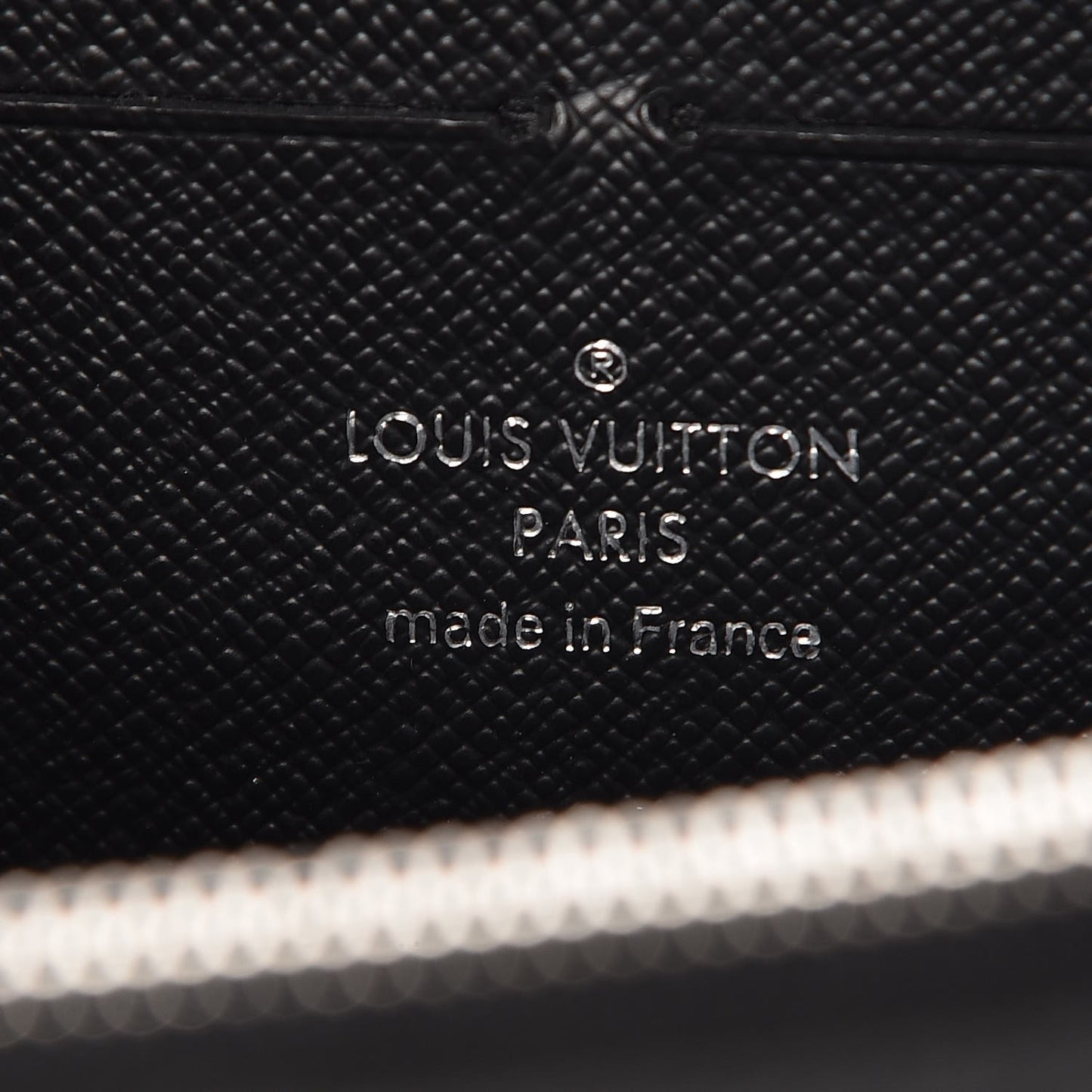 Epi Twist Chain Wallet Black