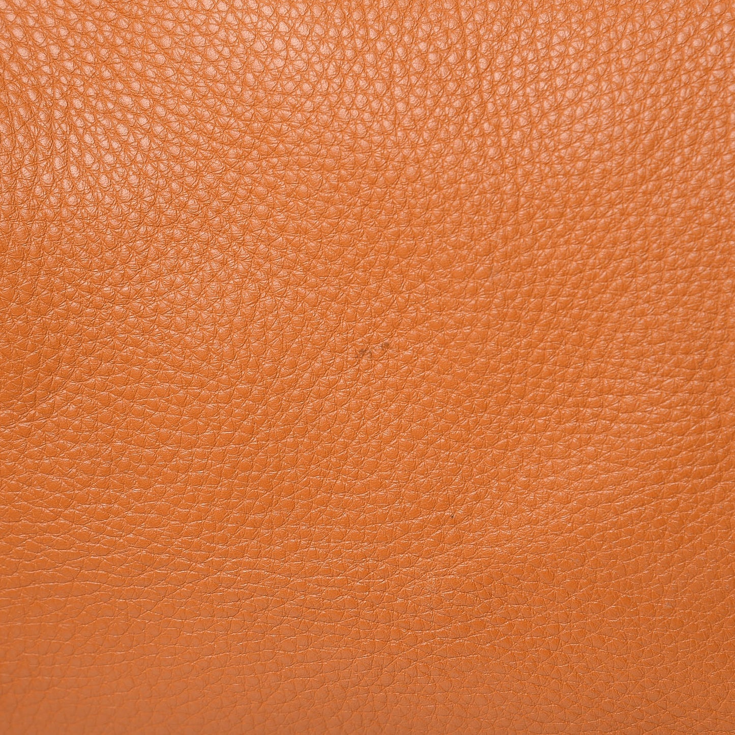 Pebbled Calfskin Medium Soho Boston Curcuma