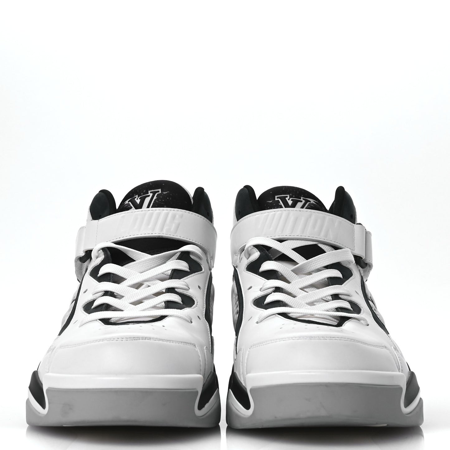 Calfskin Mens LV Trainer 2 Sneaker 10 White
