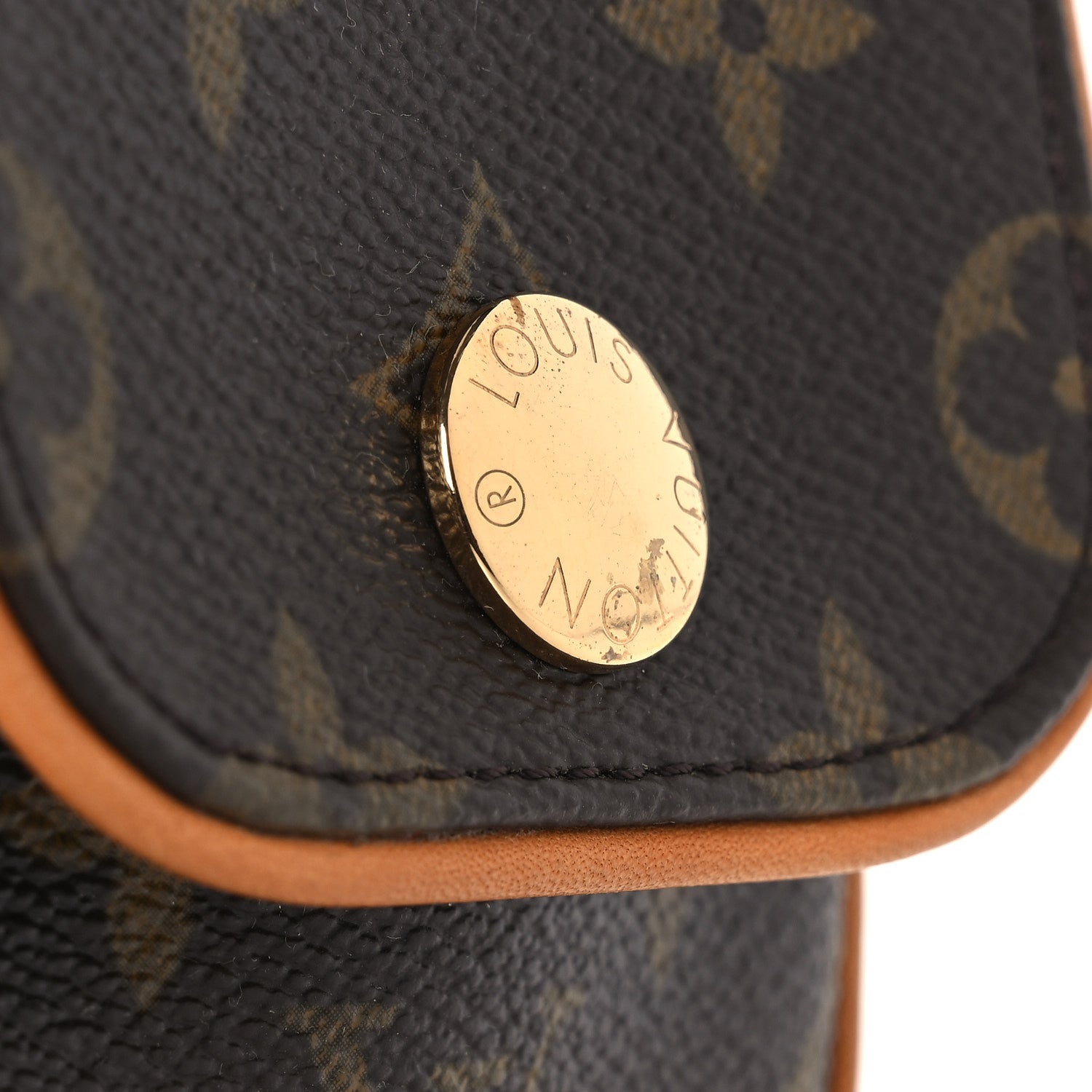 Louis Vuitton Monogram Pochette Cancun 10 of 10