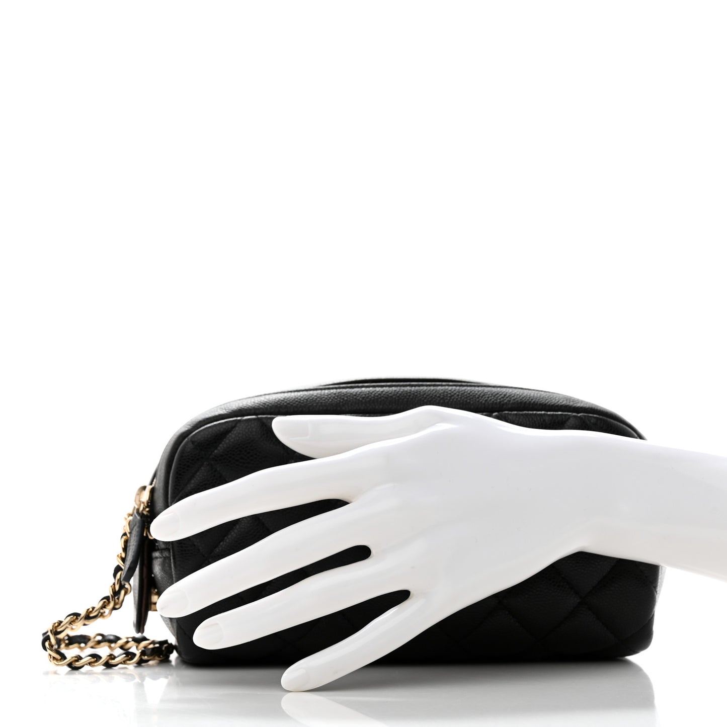 Caviar Quilted Toiletry Case With Chain Black