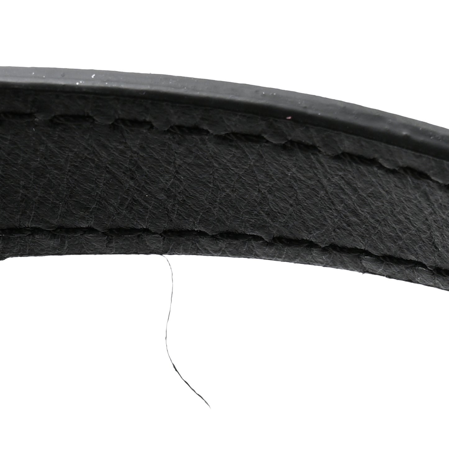 Smooth Calfskin Le Chiquito Moyen Black