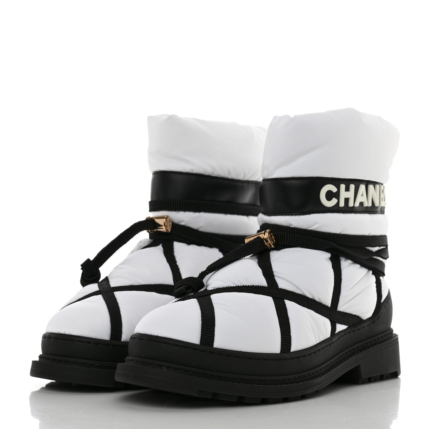 Calfskin Nylon Grosgrain CC Ankle Snow Boots 39.5 White Black