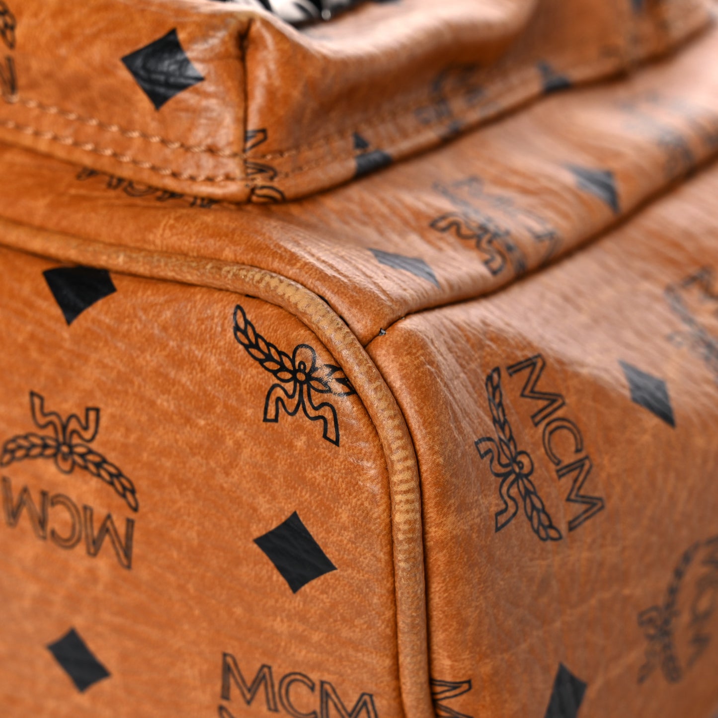 Visetos Studded Small Stark M Backpack Cognac