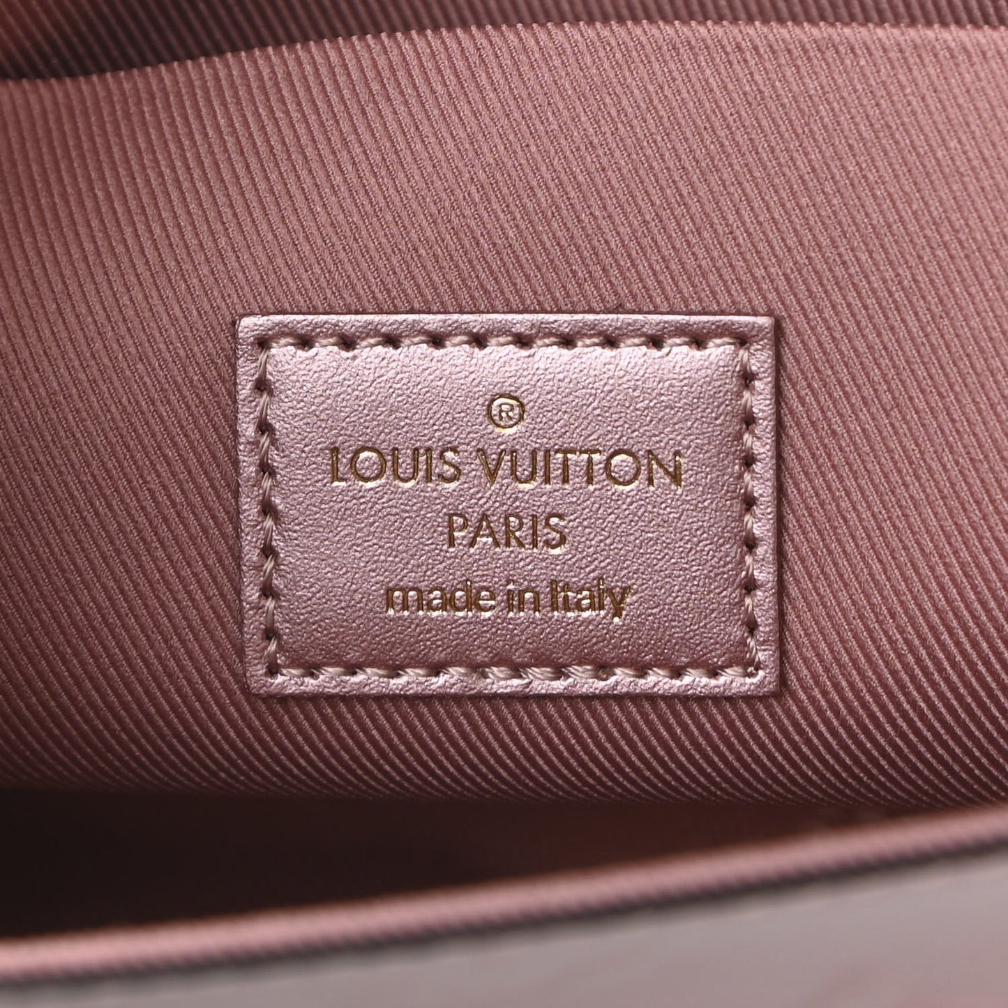 Vernis Pochette Felicie Chain Wallet Metallic Pale Pink
