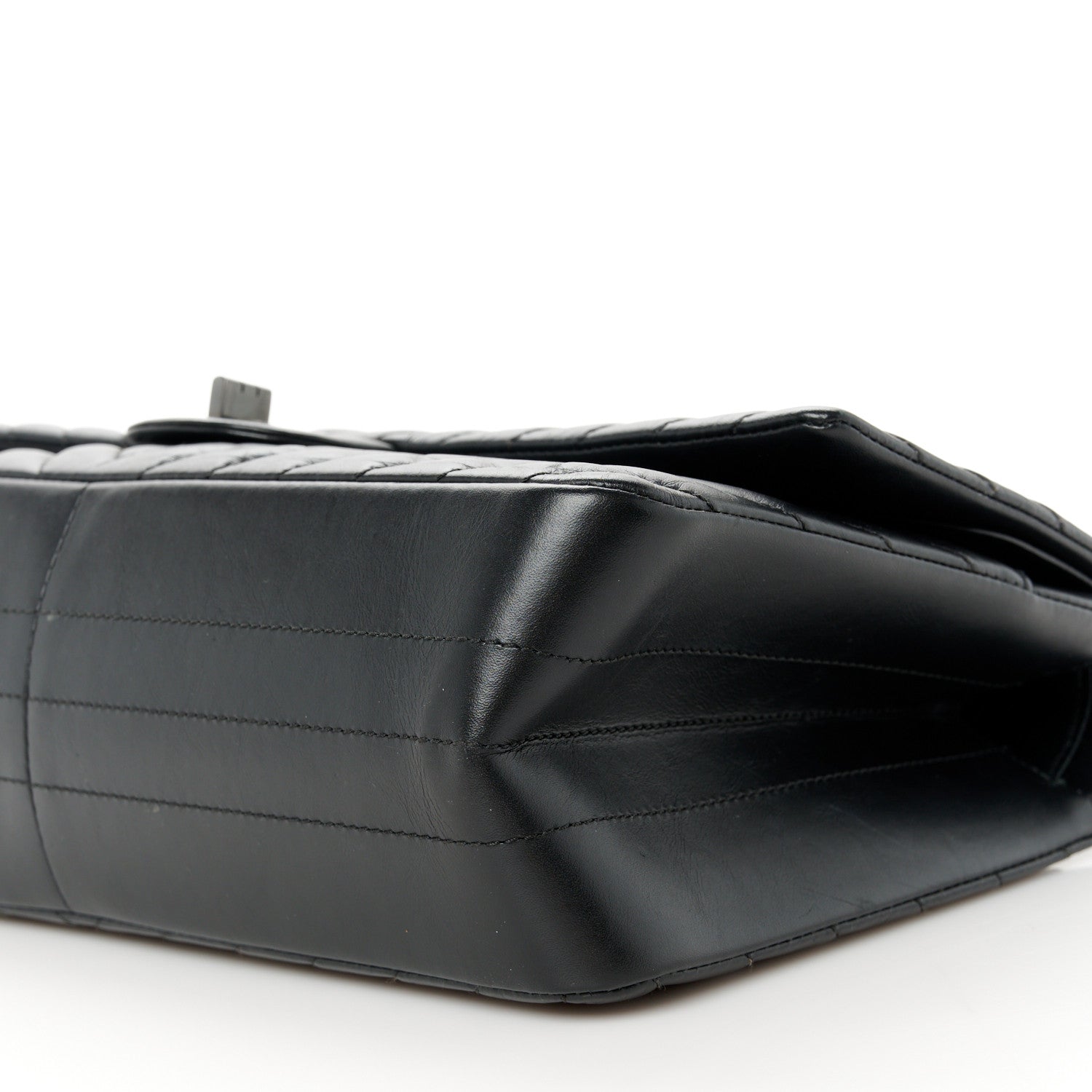 Chanel Aged Calfskin Chevron Quilted 2.55 Reissue 226 So Black 9 of 9