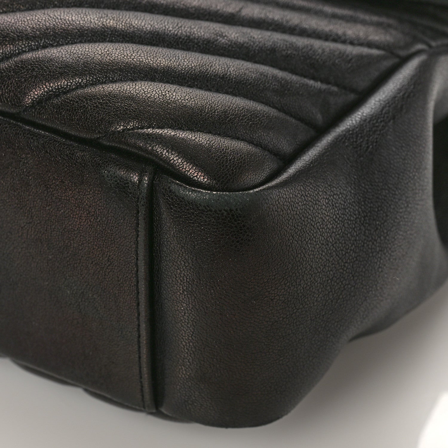 Saint Laurent Sheepskin Matelasse Chevron Monogram Monochrome Large College Satchel Black 9 of 12