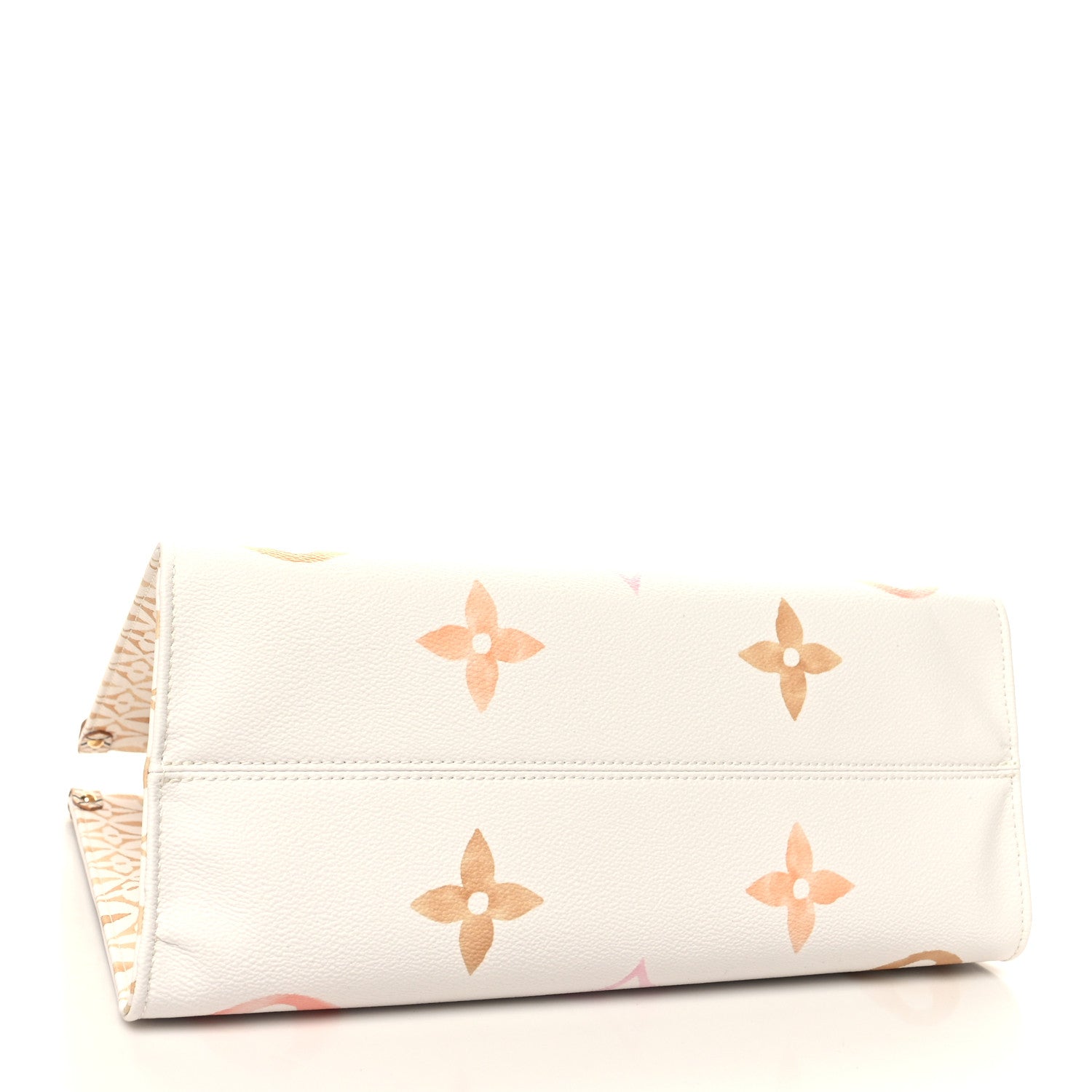 Louis Vuitton Monogram Giant By The Pool 2.0 Onthego MM Beige 4 of 11