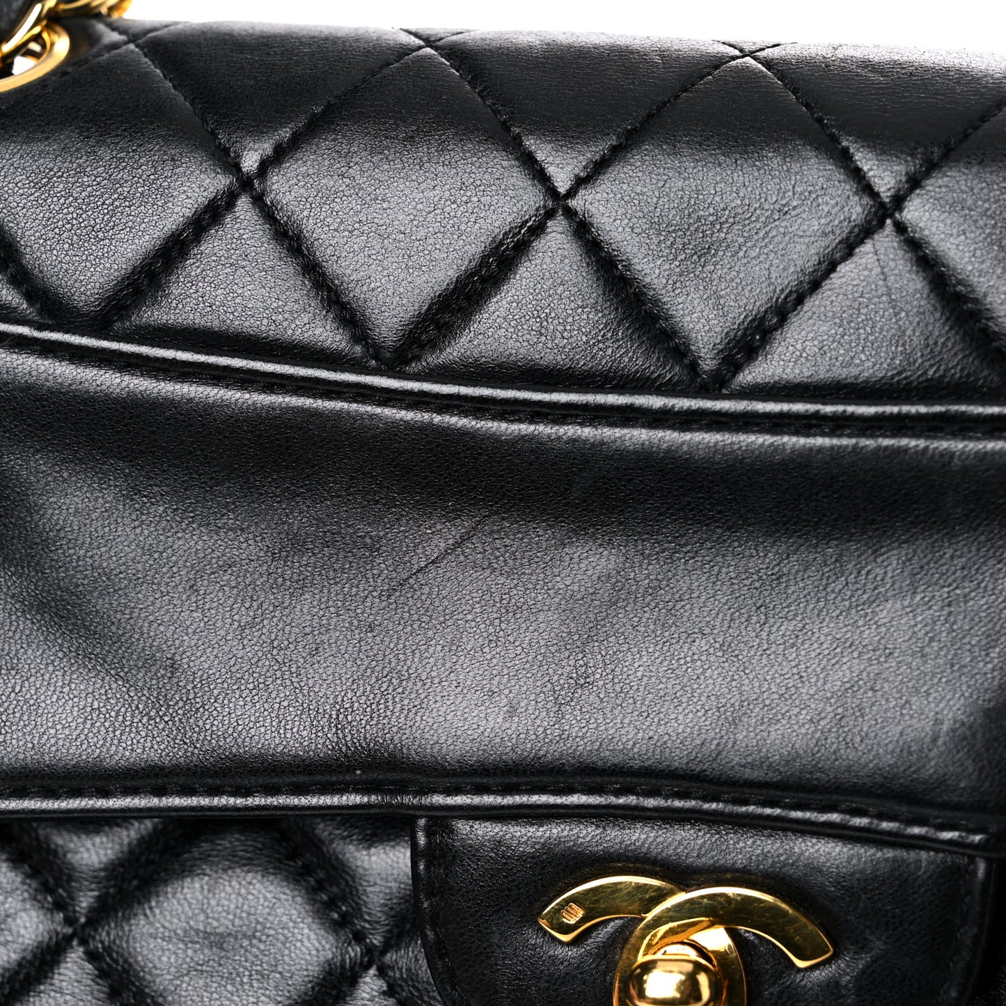 Lambskin Quilted Medium Single Flap Black