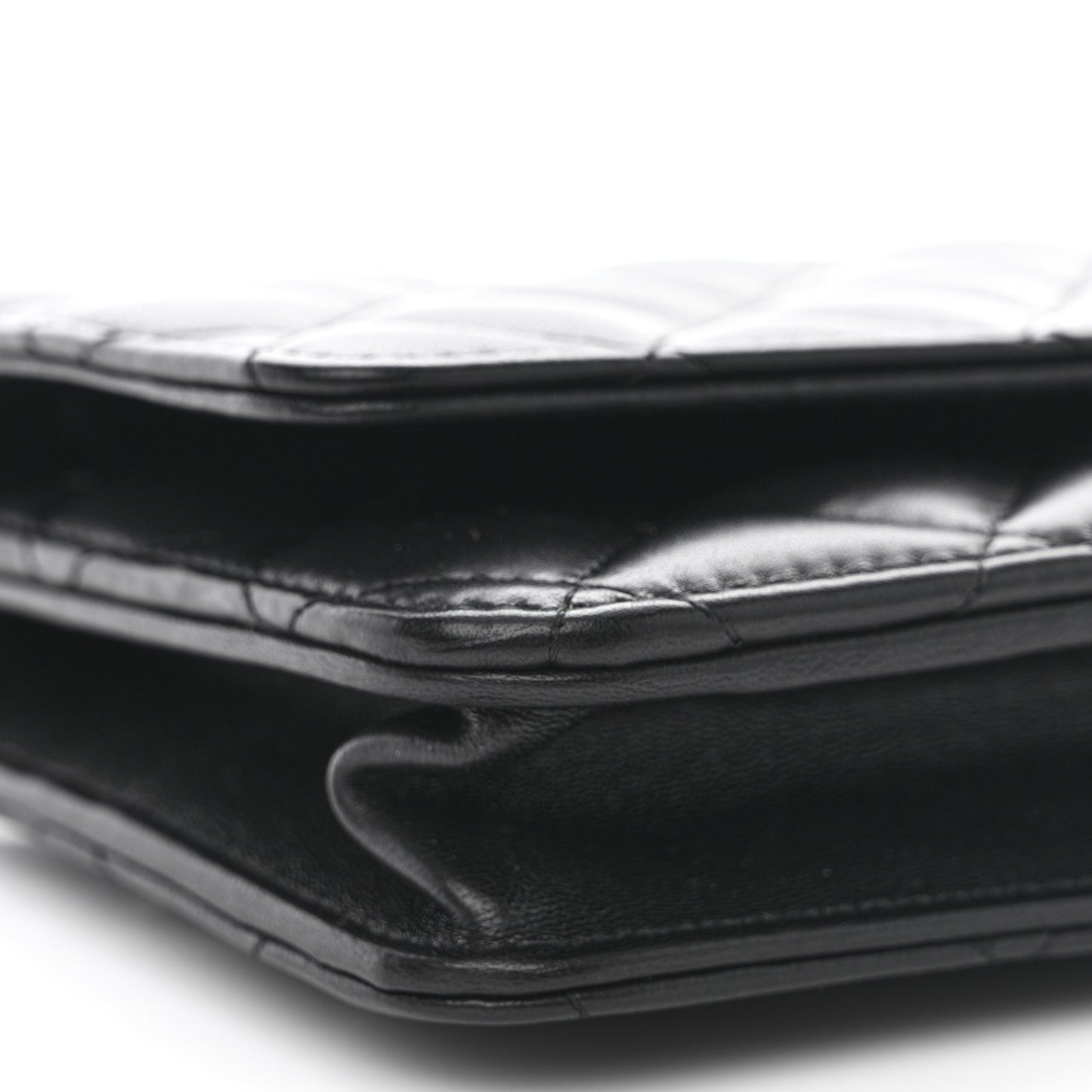 Lambskin Quilted Wallet On Chain WOC Black
