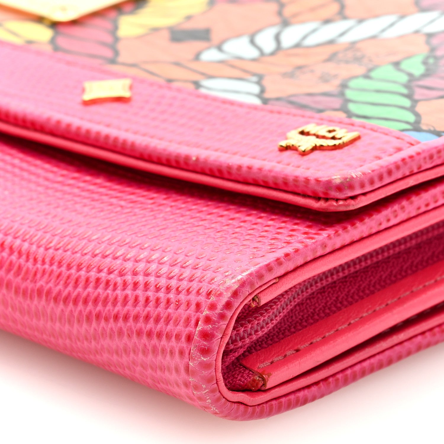MCM X CRAIG REDMAN Calfskin Lizard Embossed Visetos Wallet On Chain Multicolor 8 of 8
