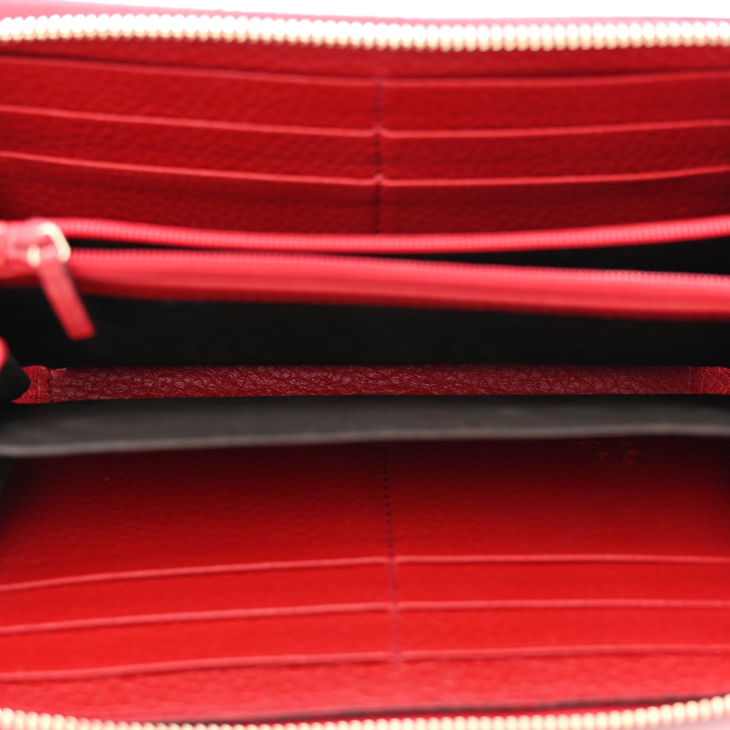 Gucci Pebbled Calfskin Soho Zip Around Wallet Red 5 of 14