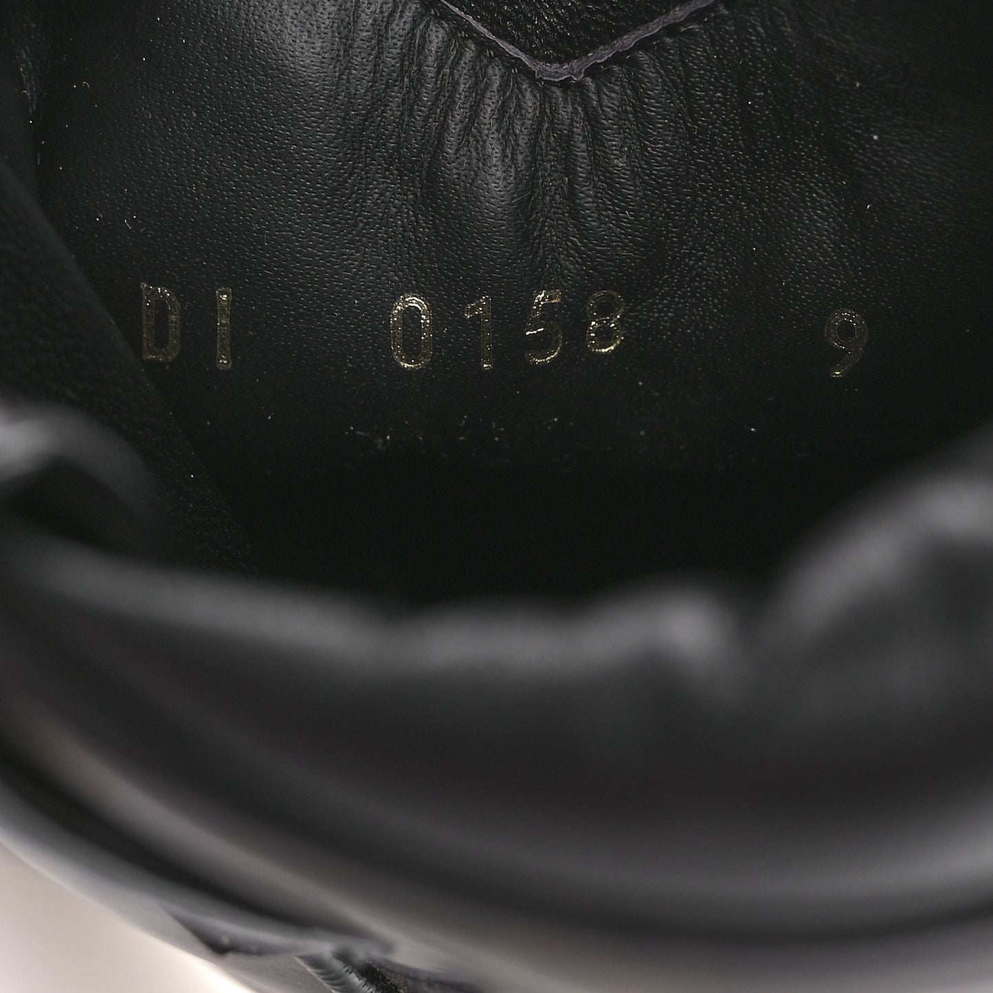 Monogram Glaze Mens Outland Ankle Boots 9 Ebene