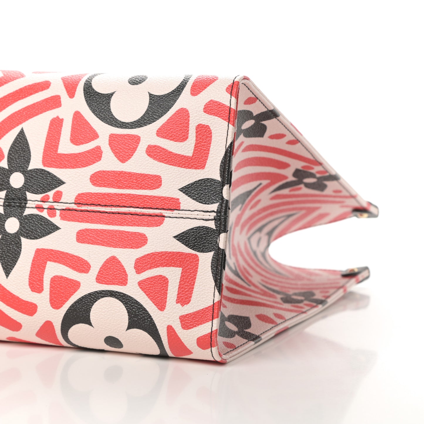 Monogram Giant Crafty Onthego GM Creme Rouge Black
