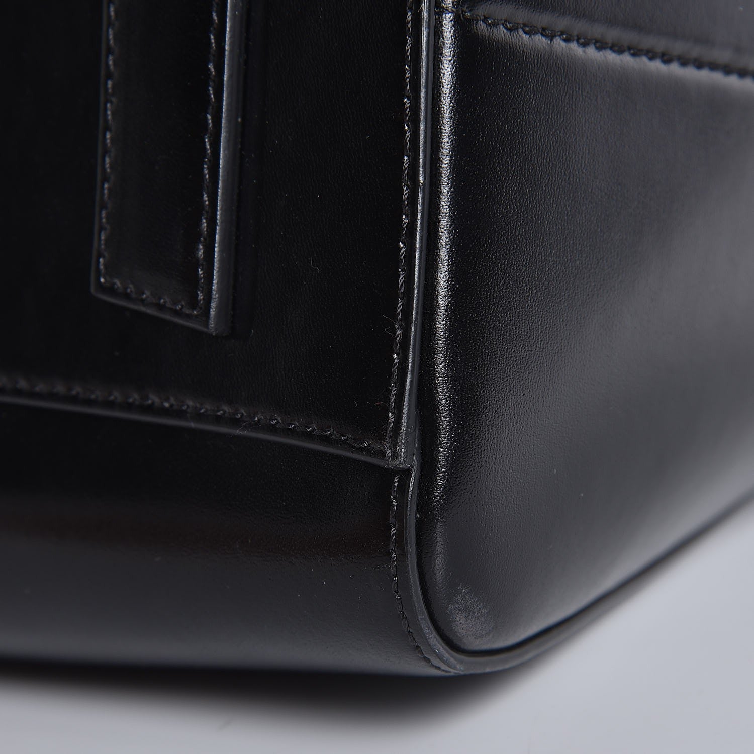 Givenchy Shiny Lord Calfskin Medium Antigona Black 12 of 13