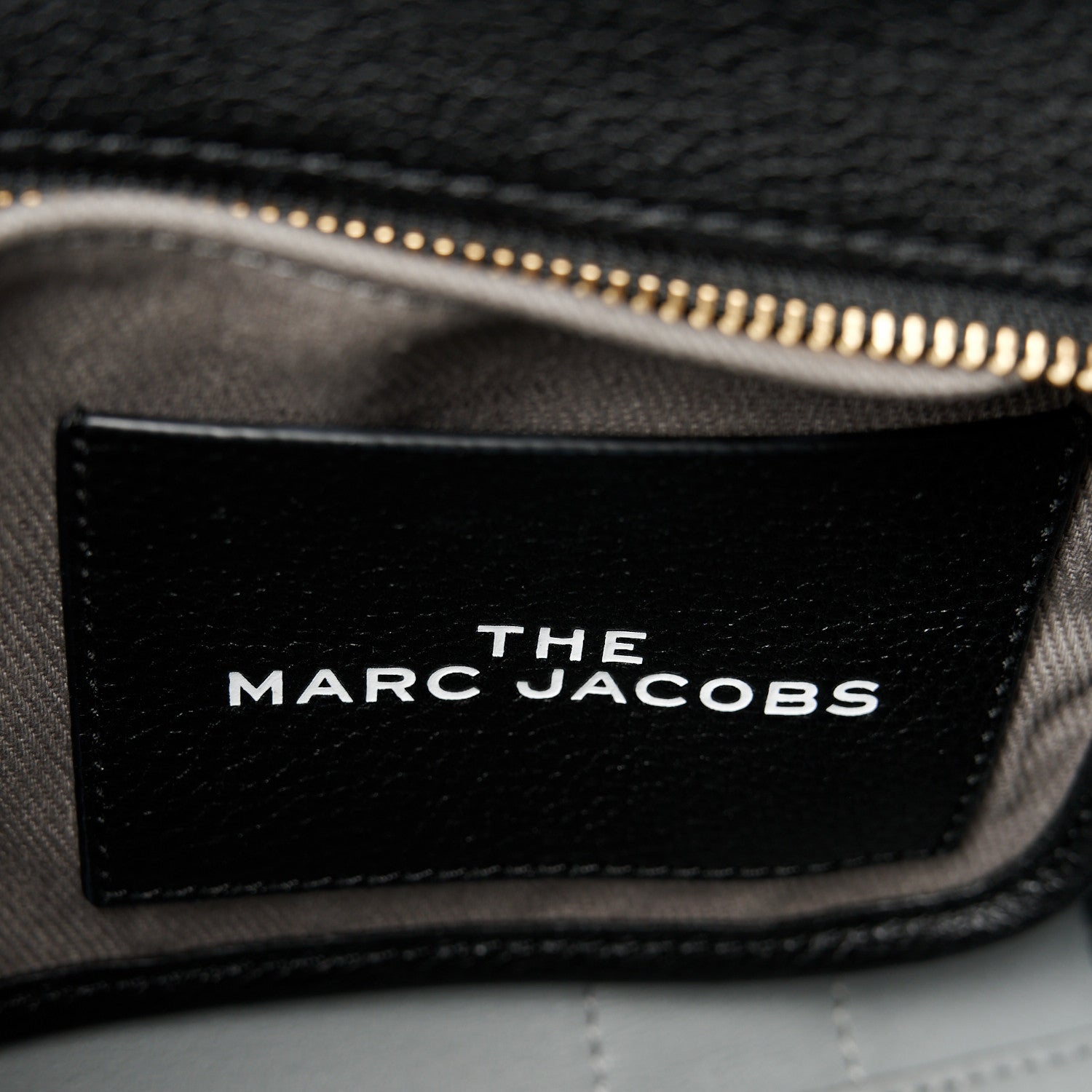 Marc Jacobs Grained Calfskin Small The Tote Bag Black 6 of 11