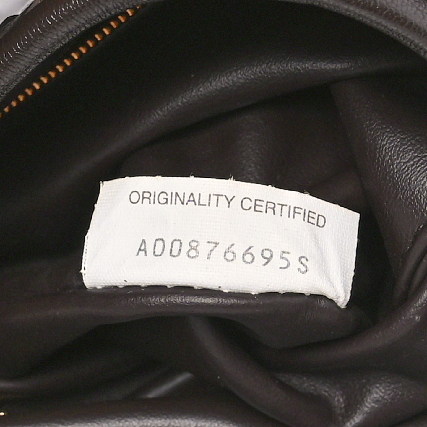Calfskin Intrecciato Small Hop Fondant