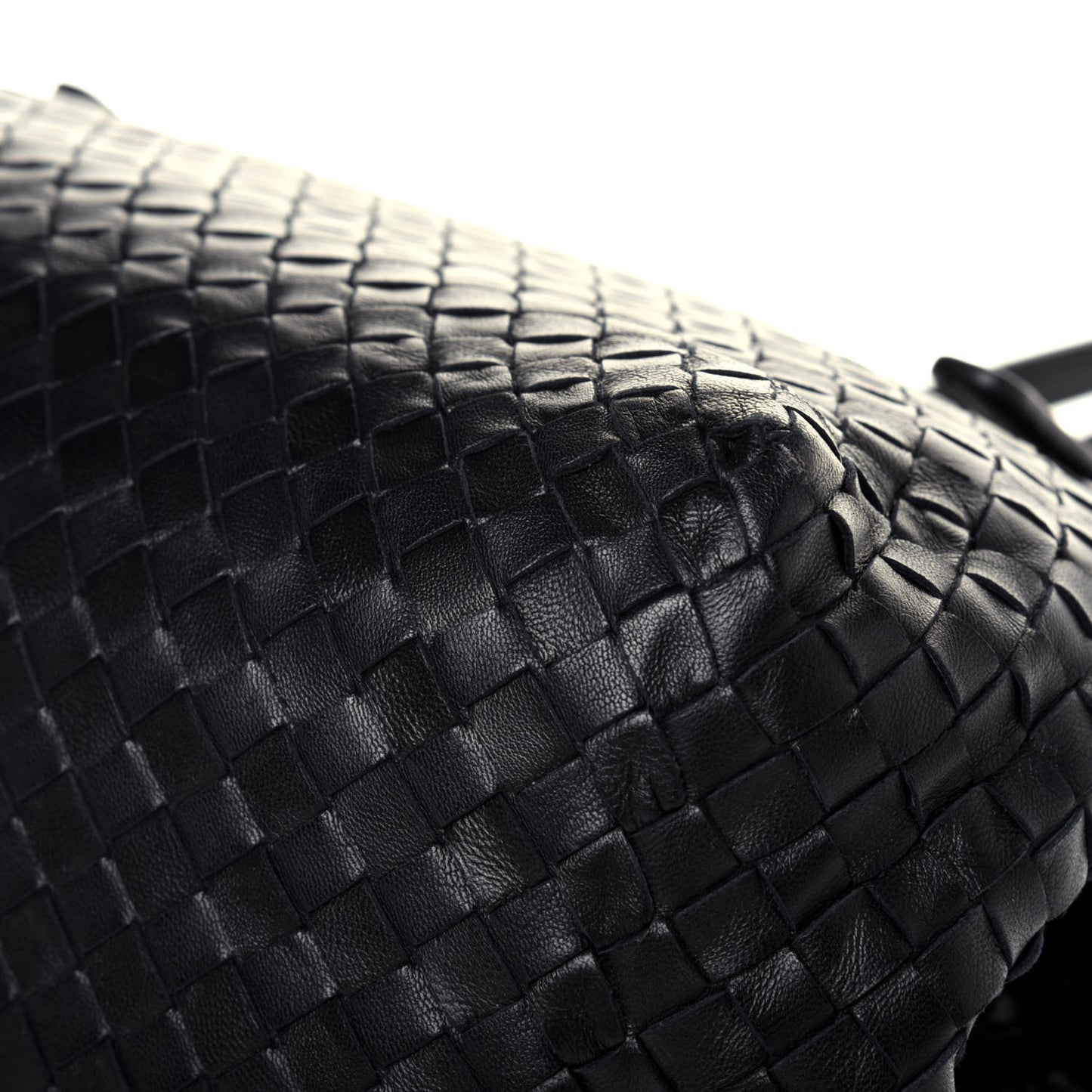 Nappa Intrecciato Medium Cesta Tote Black