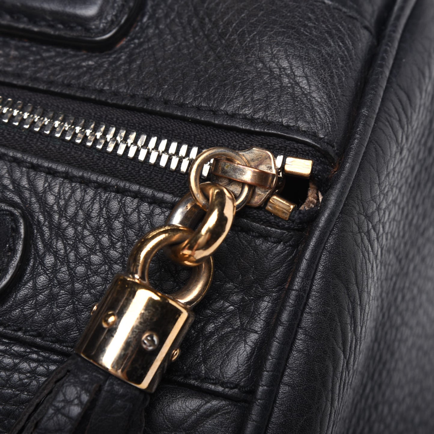Pebbled Calfskin Medium Soho Boston Black