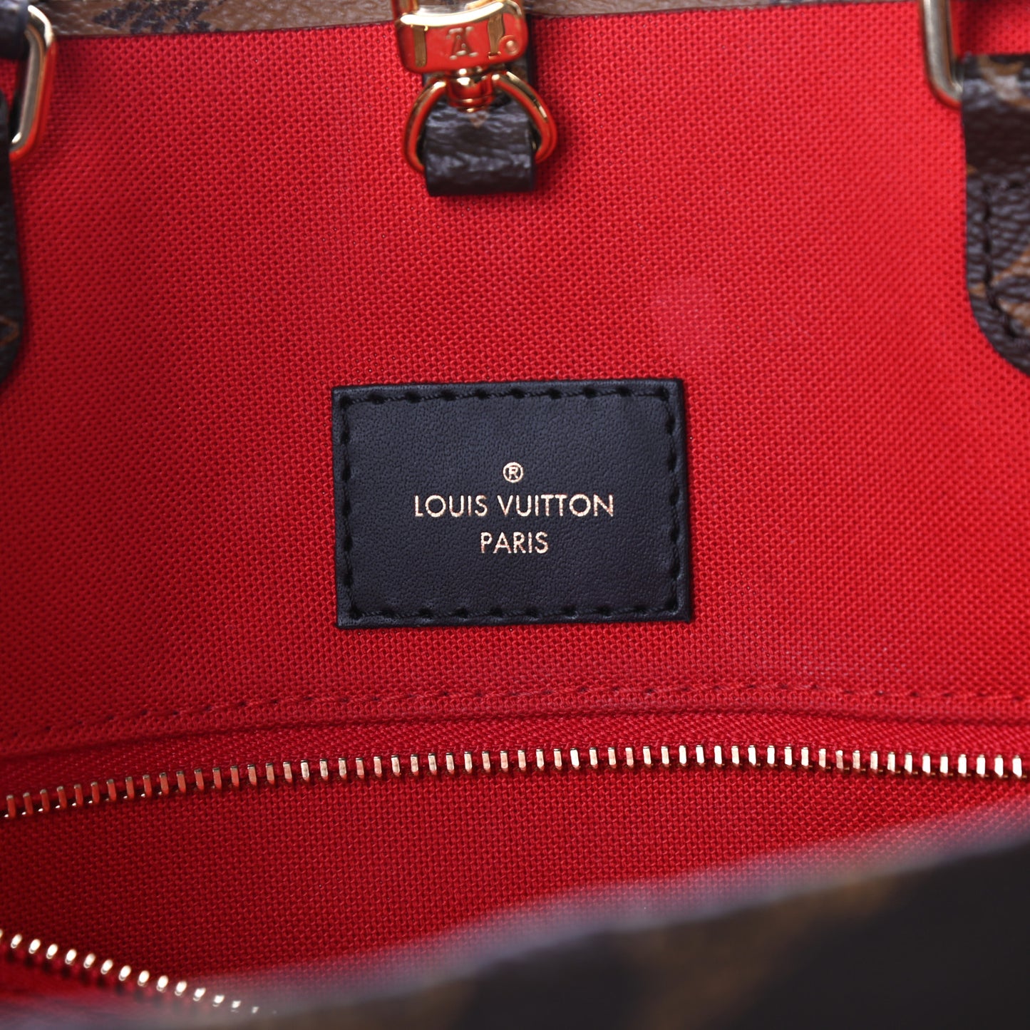 Reverse Monogram Giant Onthego MM