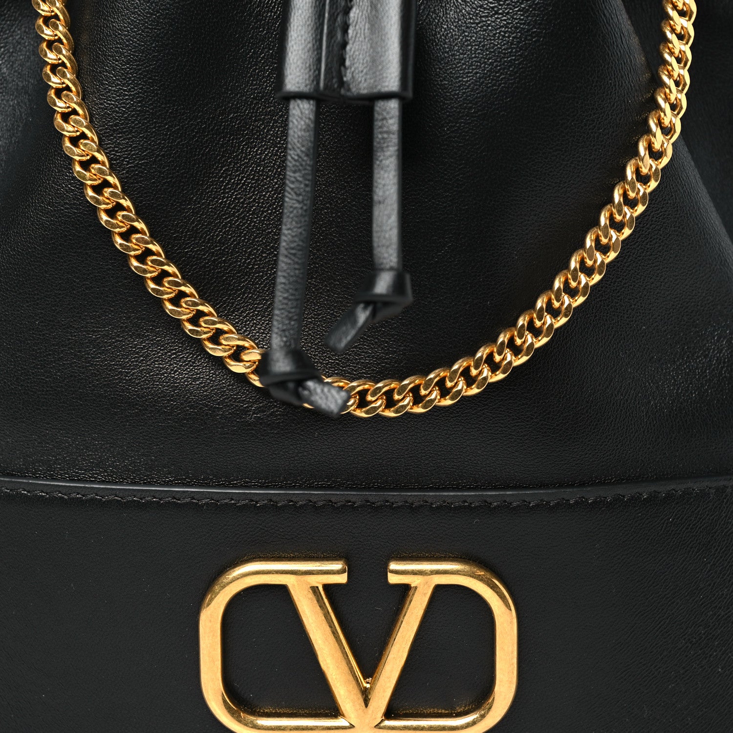 Valentino Garavani Nappa Mini VLogo Signature Chain Bucket Bag Black 7 of 10