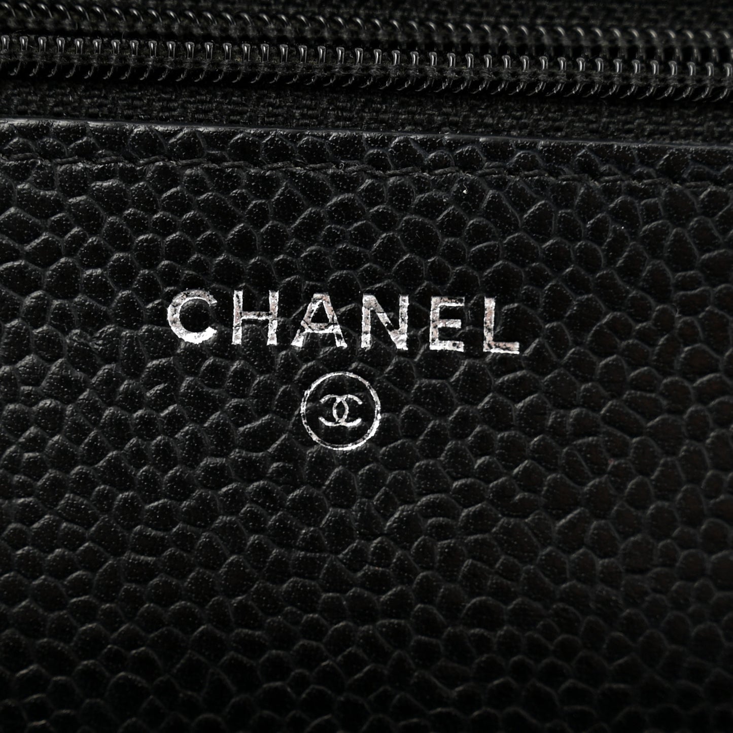 Caviar Quilted Wallet on Chain WOC Black