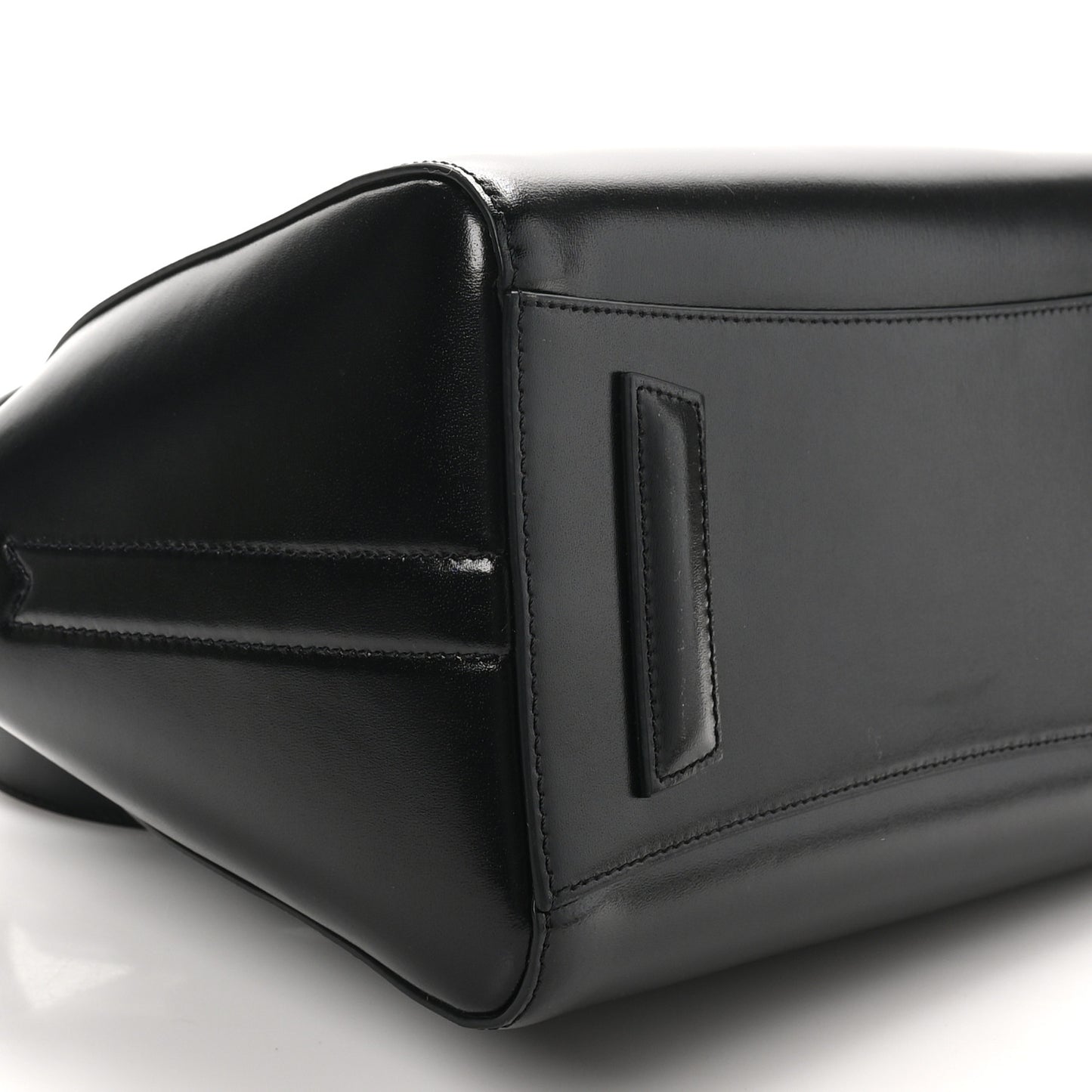 Shiny Lord Calfskin Small Antigona Black