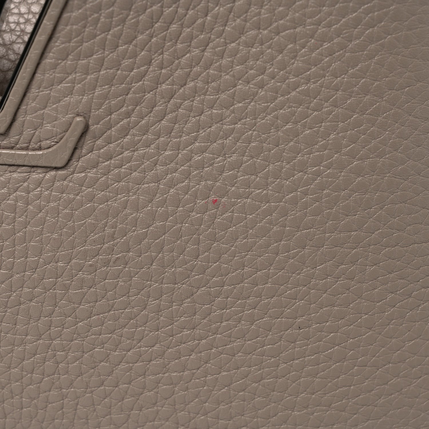 Louis Vuitton Taurillon Capucines BB Galet Litchi 12 of 14