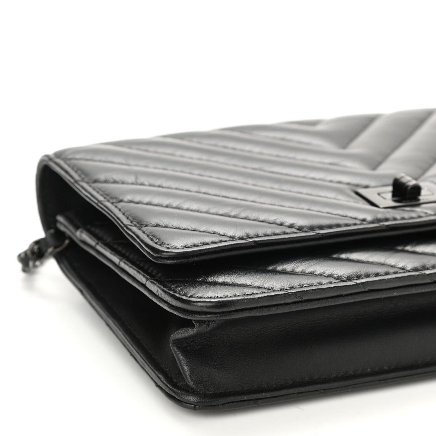 Aged Calfskin Chevron Quilted Reissue Wallet On Chain WOC So Black