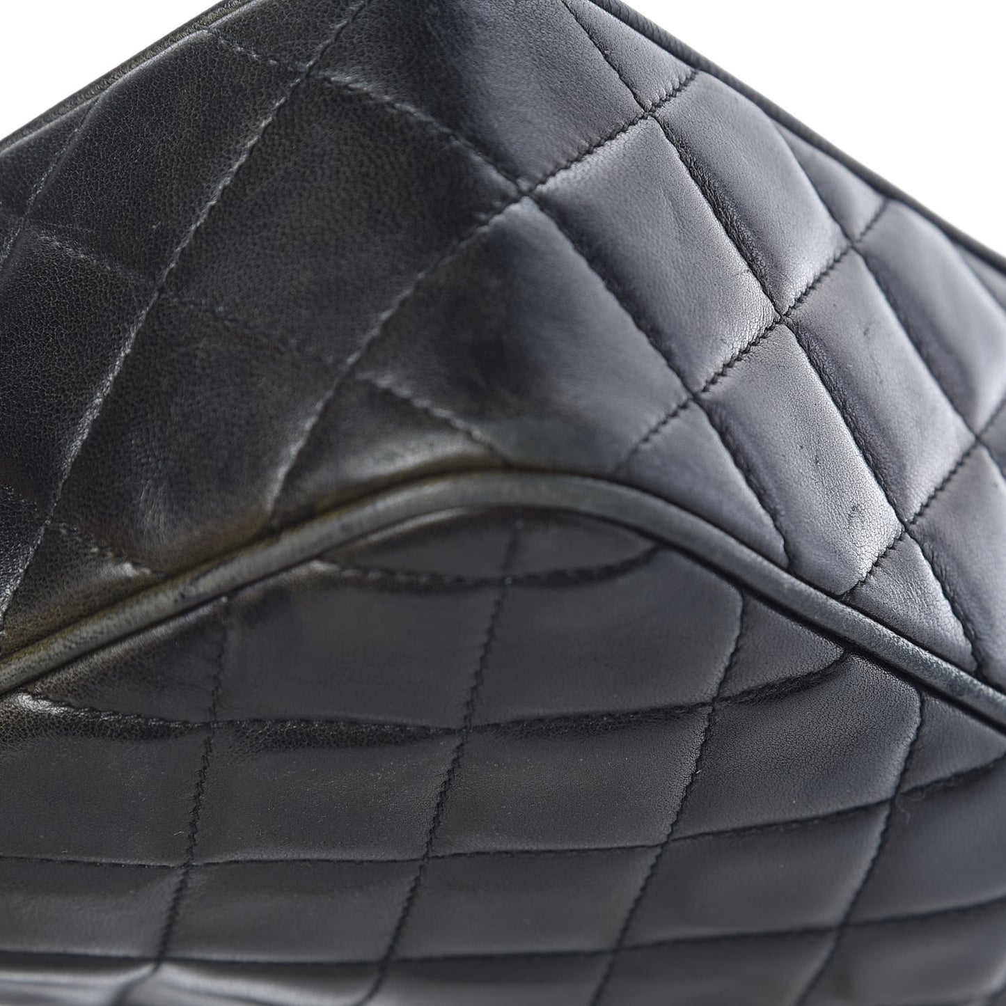 Lambskin Quilted CC Tassel Camera Case Black