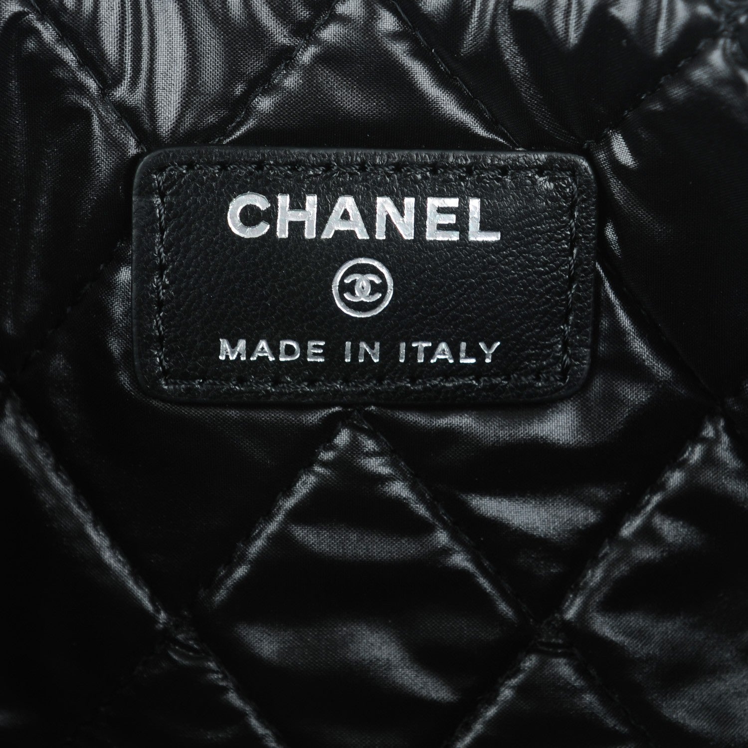 Chanel Lambskin Medium Cuba Car Cosmetic Case Black 6 of 7