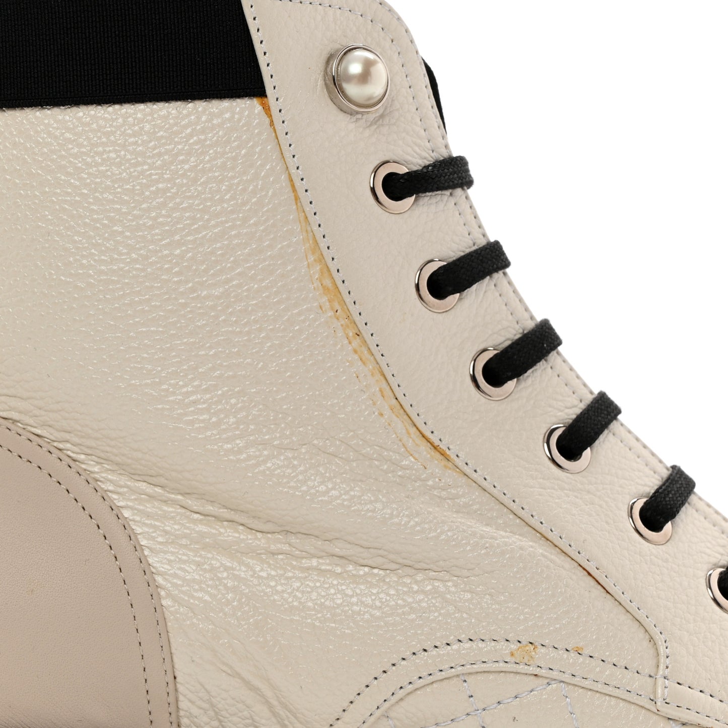Pearly Calfskin Patent Calfskin Quilted Lace Up Boots 38.5 White Light Gray Black