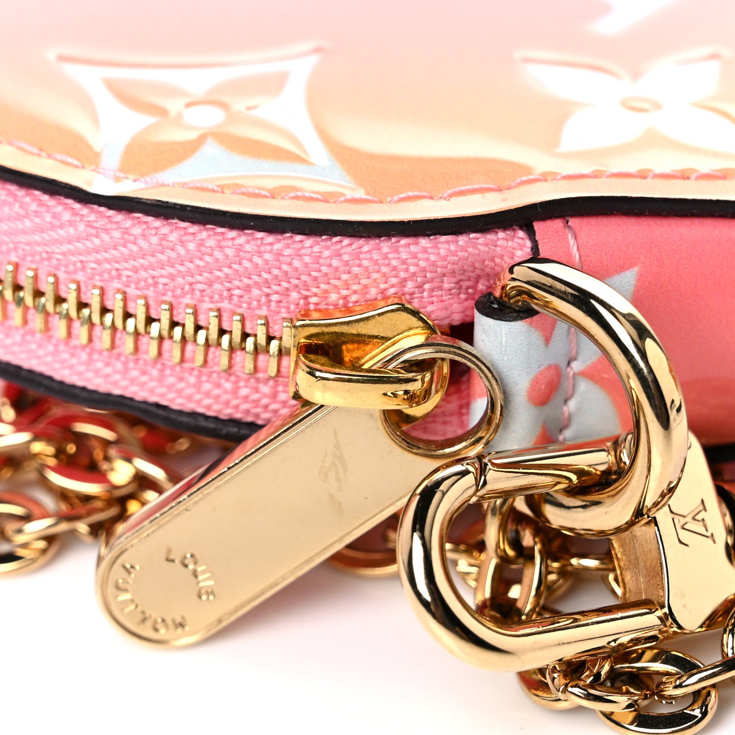 Louis Vuitton Vernis Gradient Love Lock Heart Coin Purse Pink White 7 of 8