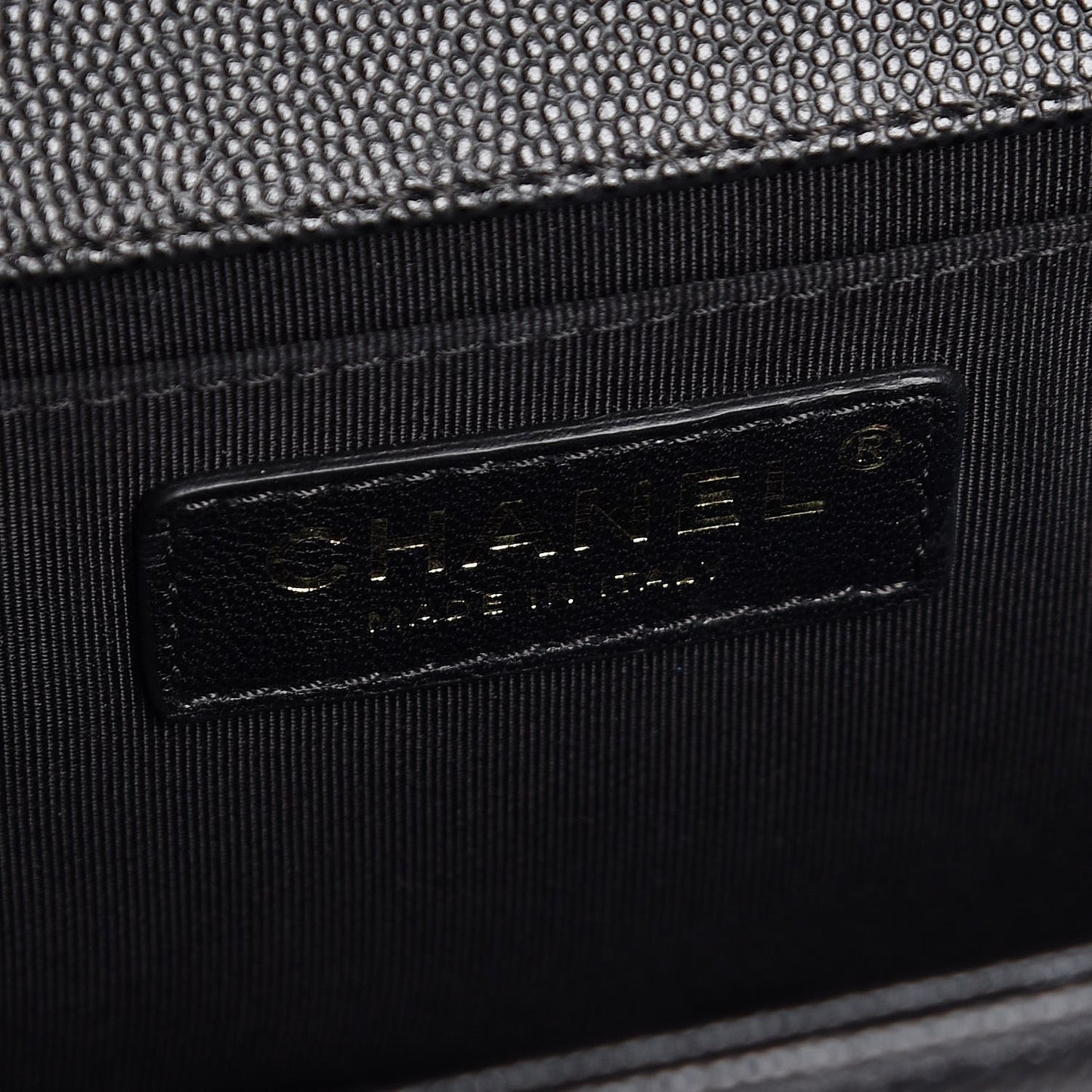 Caviar Quilted Medium Boy Flap Black