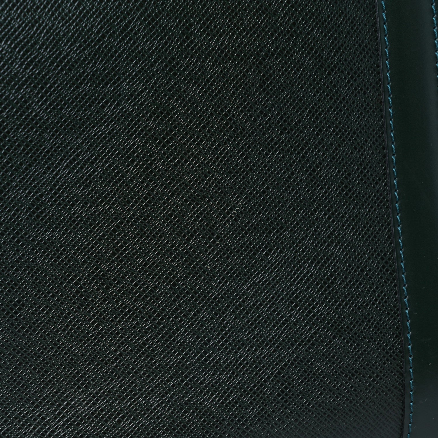Louis Vuitton Taiga Kendall GM Epicea 14 of 15
