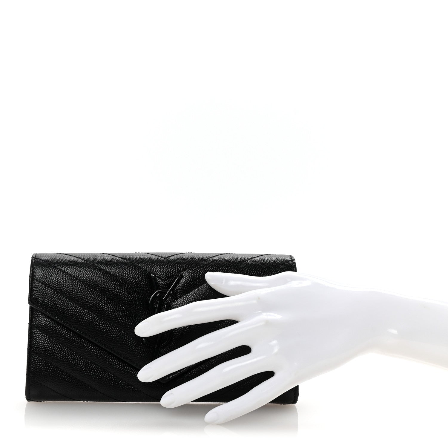 Saint Laurent Grain De Poudre Matelasse Chevron Monogram Flap Wallet Black 2 of 7