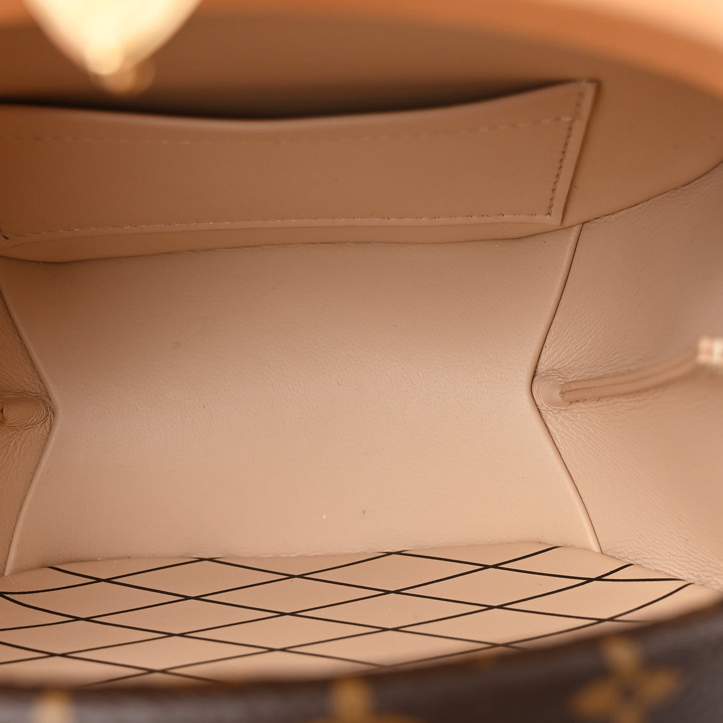 Monogram Petite Boite Chapeau