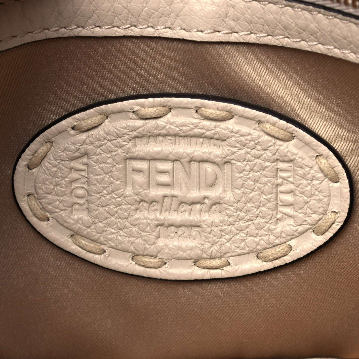 Wool Cuoio Romano Selleria FF 1974 Baguette 1997 Beige Cammello Camelia