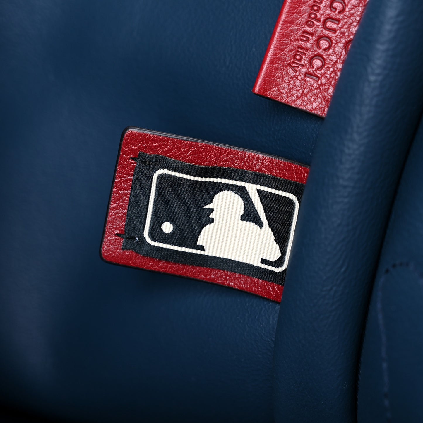 X MLB Suede Calfskin NY Yankees Large Rajah Chain Tote New Blue Romantic Cherry